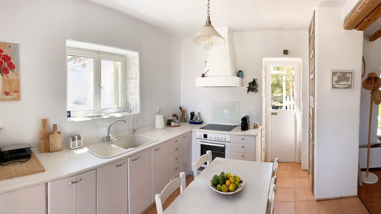 Photo of Kitchen in Paros