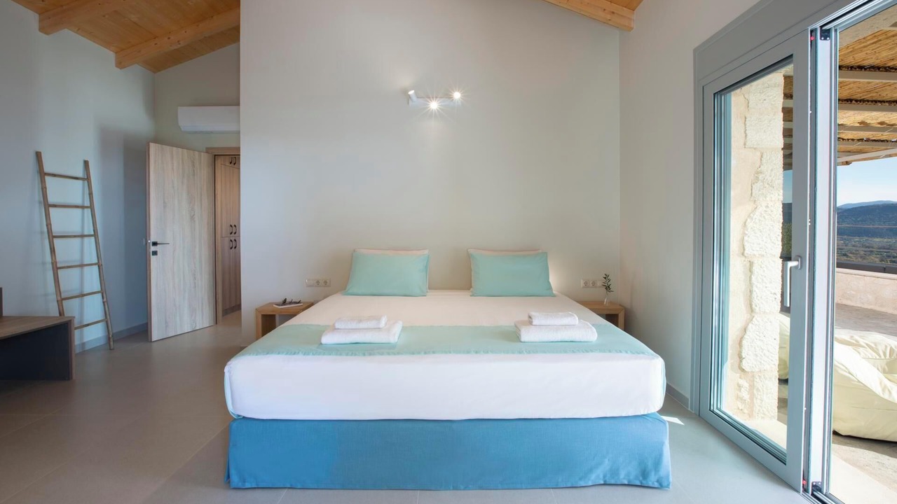 Photo of Bedroom in Evgiros