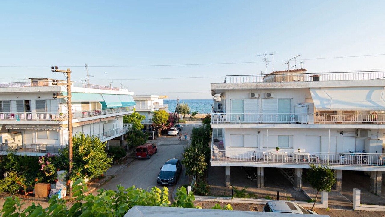 Photo of Others in Paralia Dionysiou