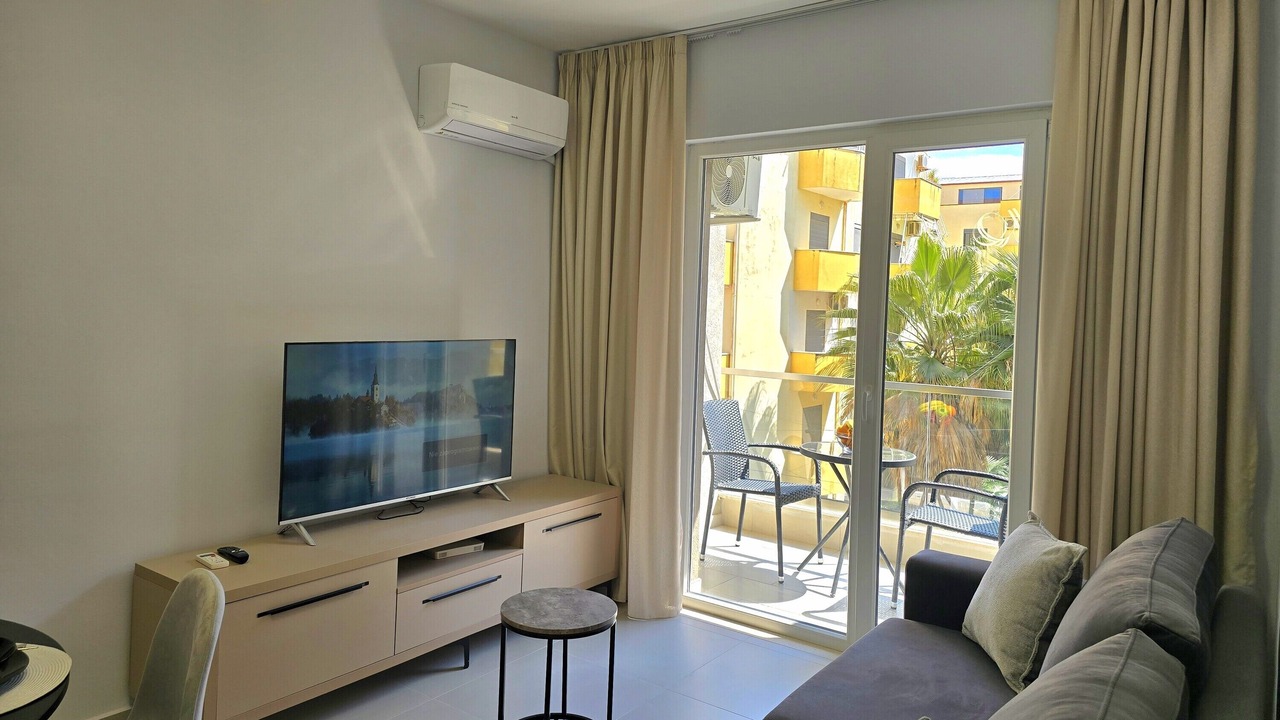 Photo of Livingroom in Golem