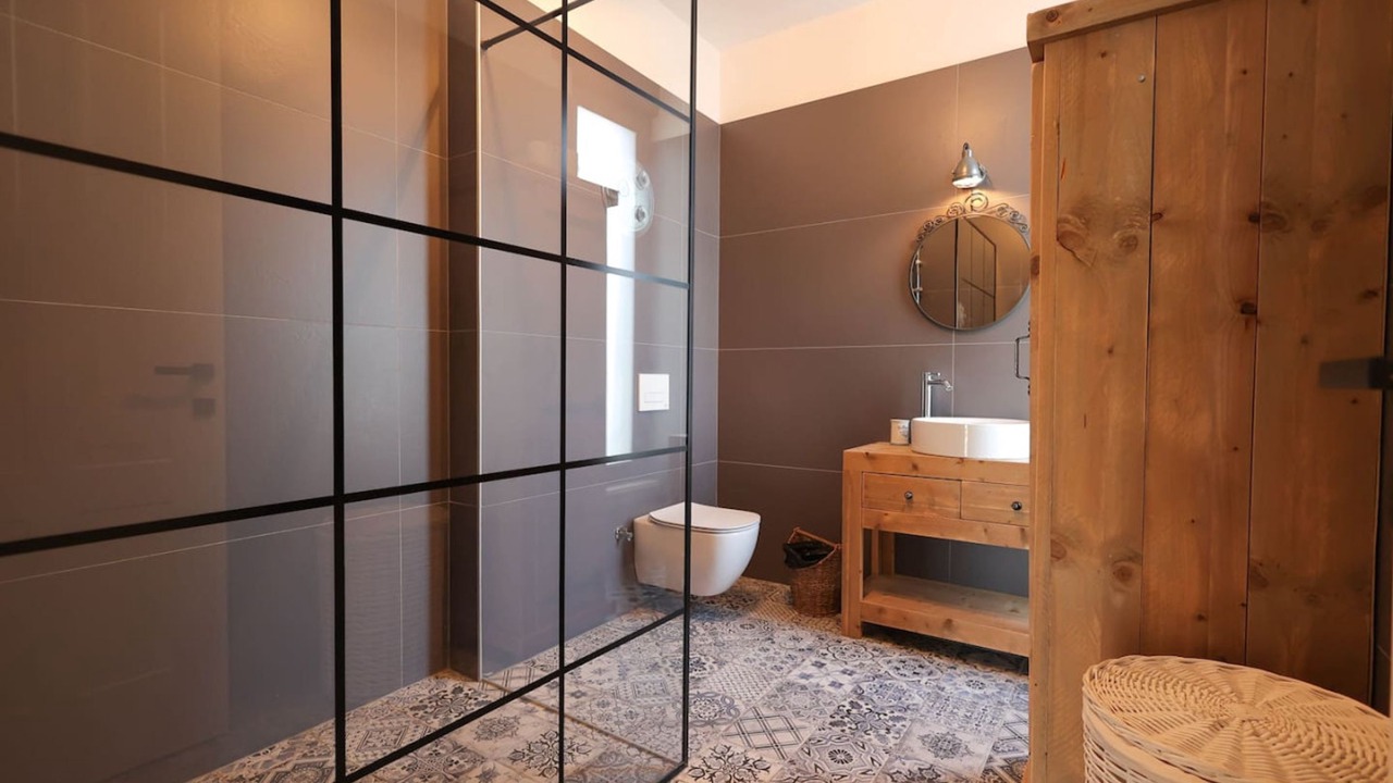 Photo of Bathroom in Ishem