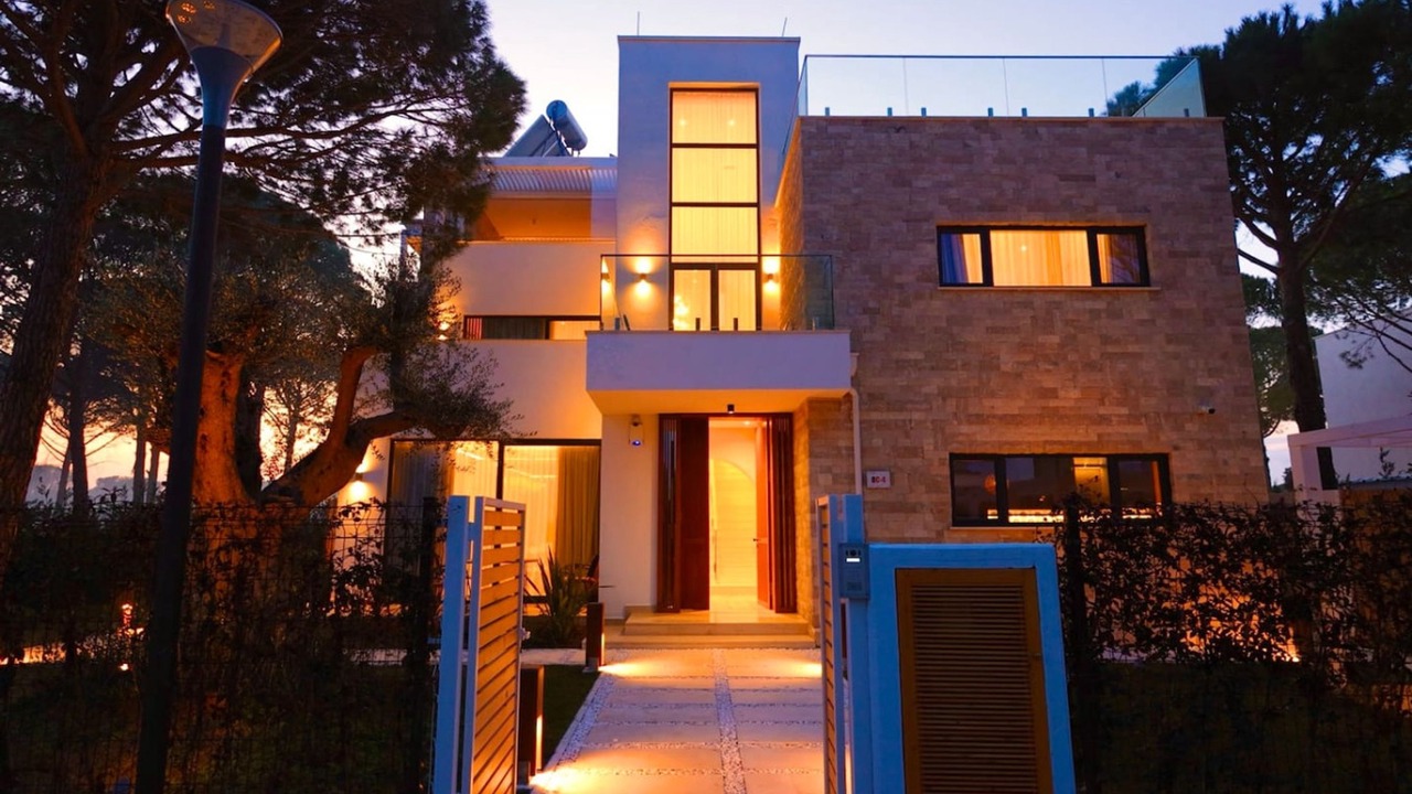 Photo of Outdoor in Ishem