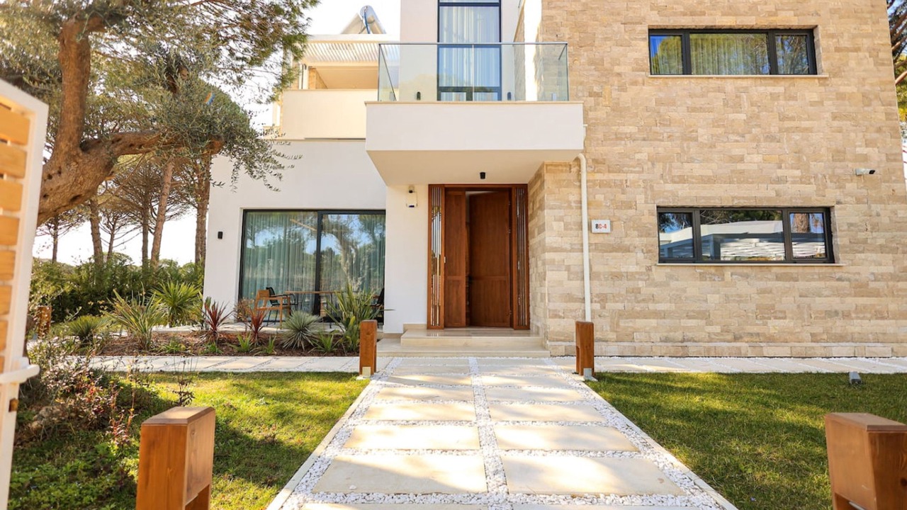 Photo of Outdoor in Ishem