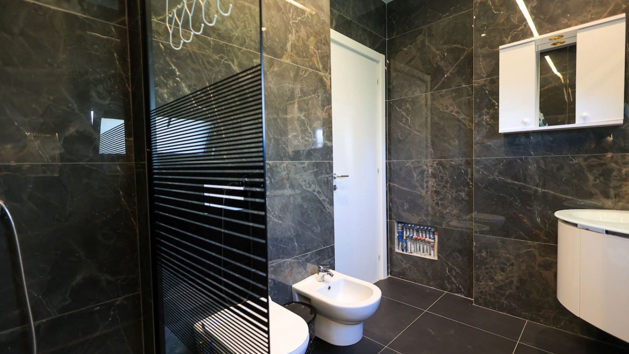 Photo of Bathroom in Ishem