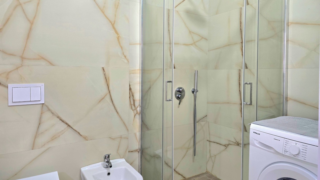Photo of Bathroom in Golem