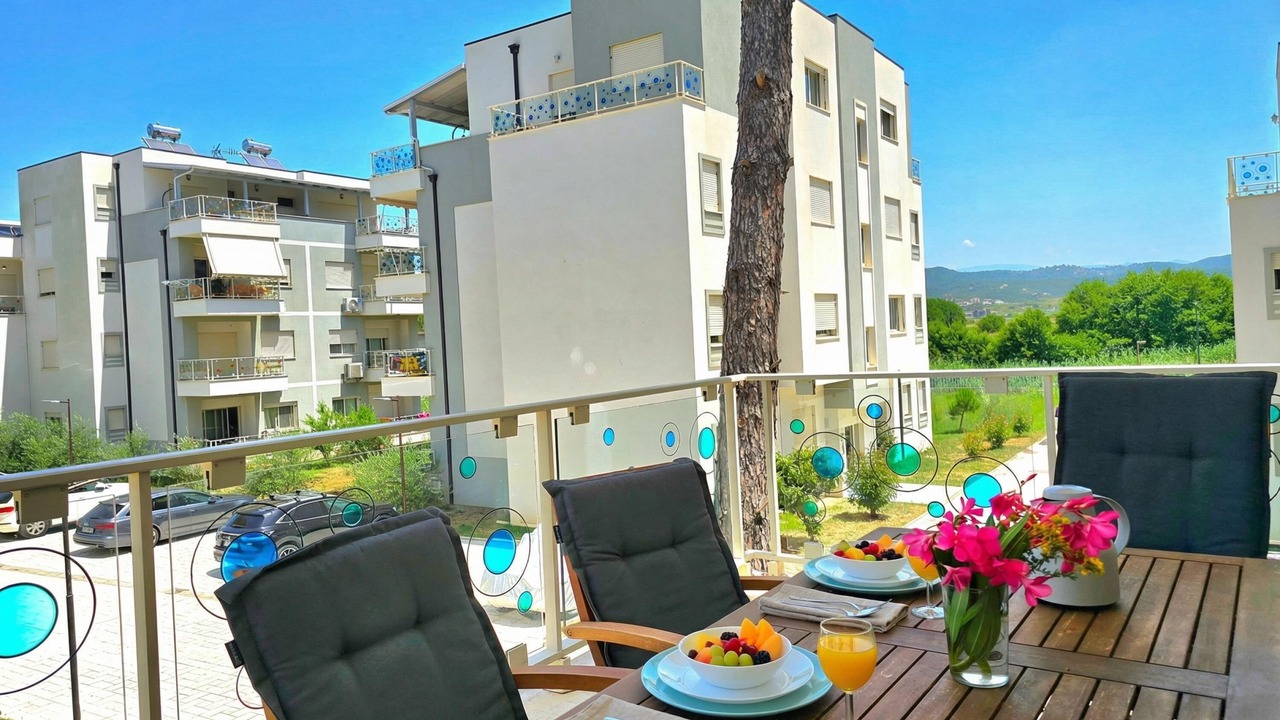 Photo of Patio Balcony in Ishem