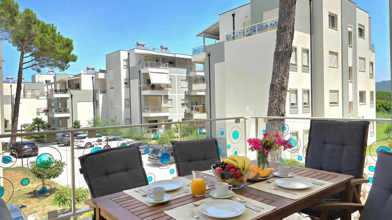 Photo of Patio Balcony in Ishem