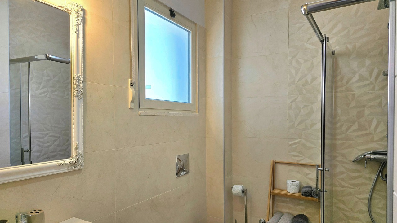 Photo of Bathroom in Ishem