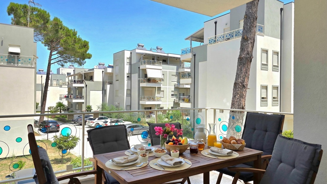Photo of Patio Balcony in Ishem