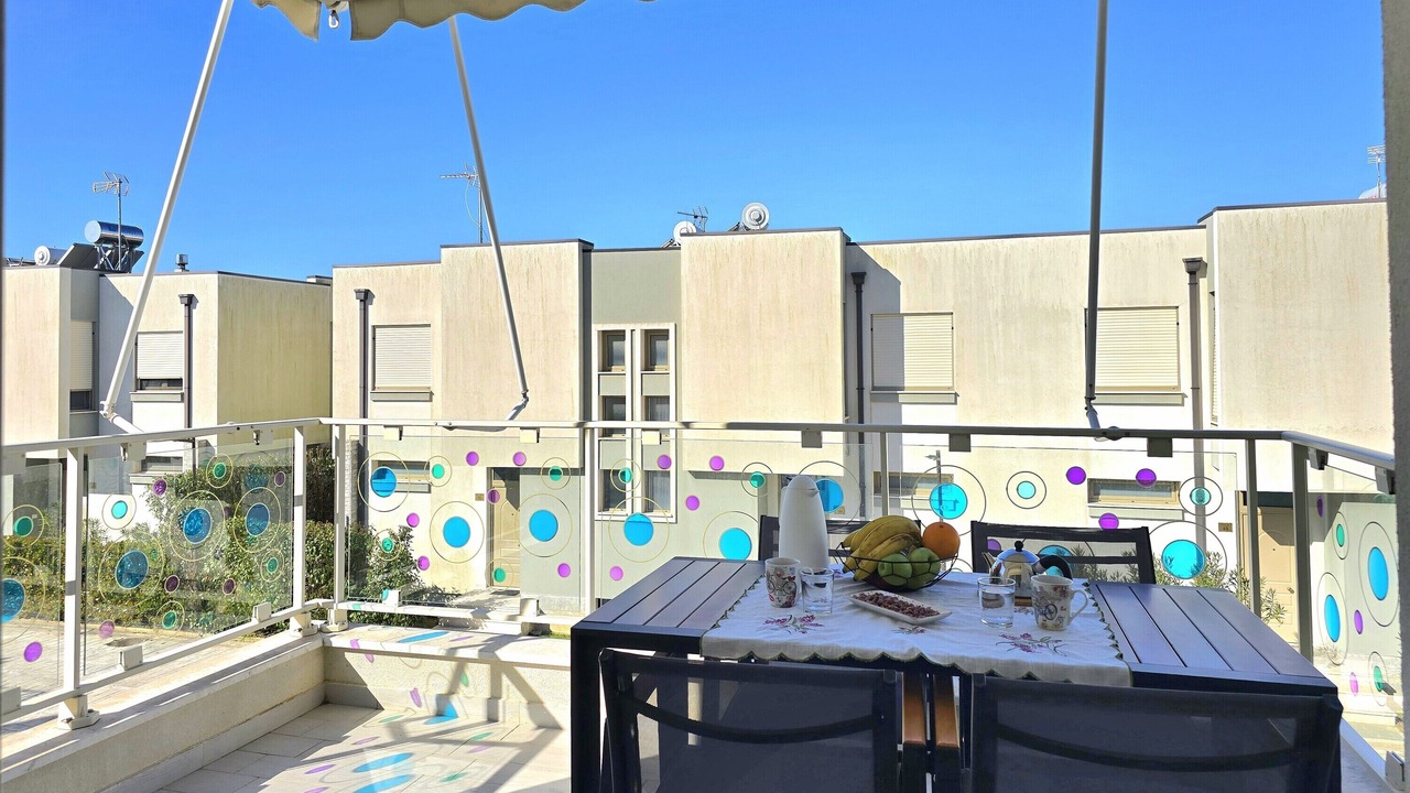 Photo of Patio Balcony in Ishem