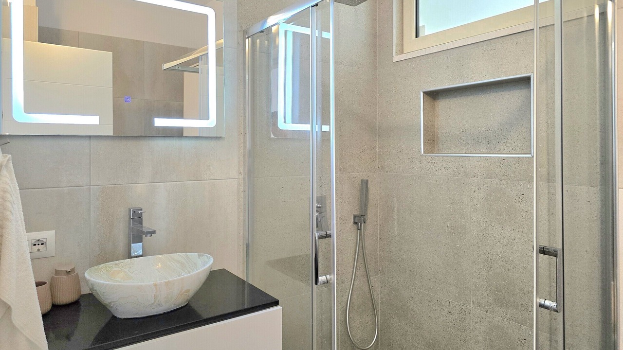 Photo of Bathroom in Ishem