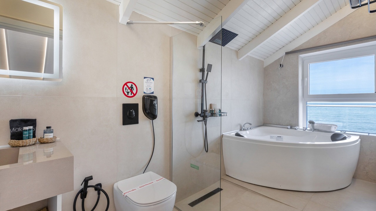 Photo of Bathroom in Kalyves