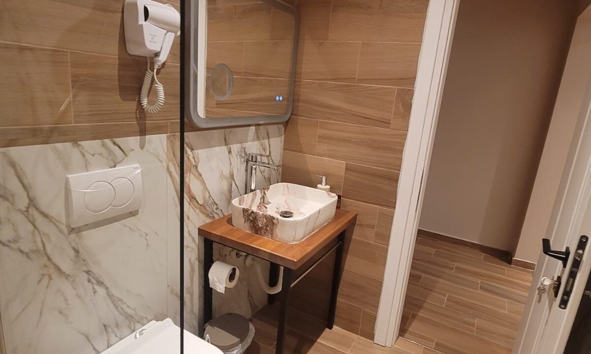 Photo of Bathroom in Erseke