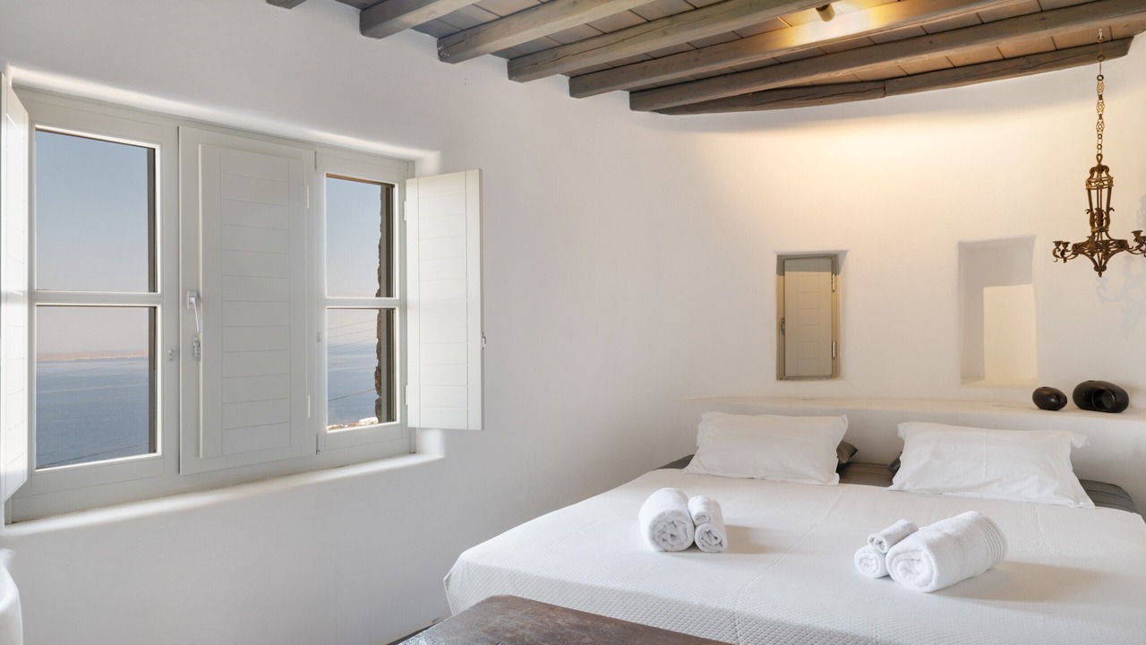 Photo of Bedroom in Faros Armenistis