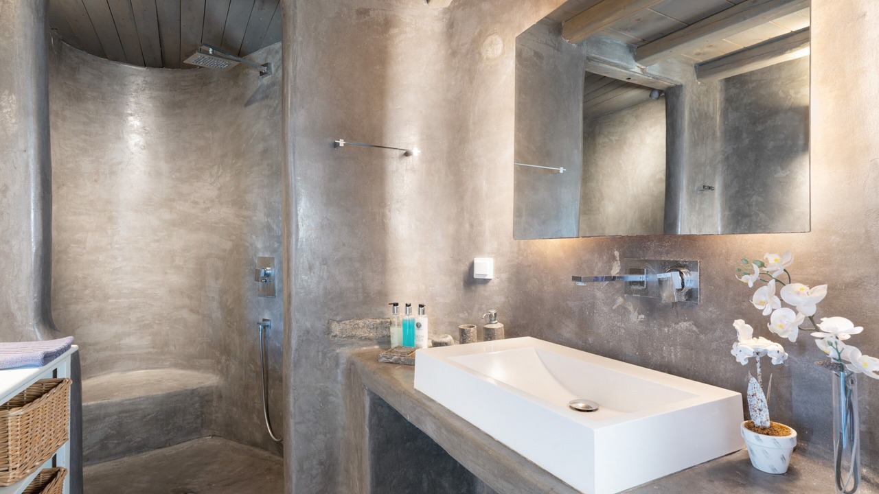 Photo of Bathroom in Faros Armenistis
