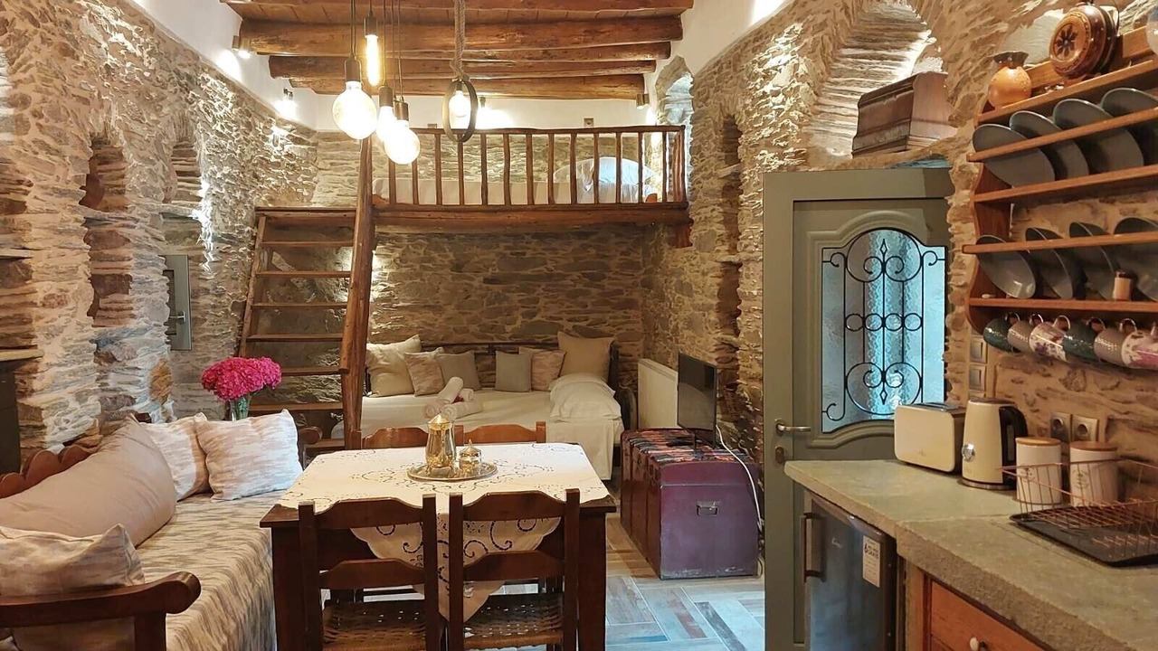 Photo of Bedroom in Arnas