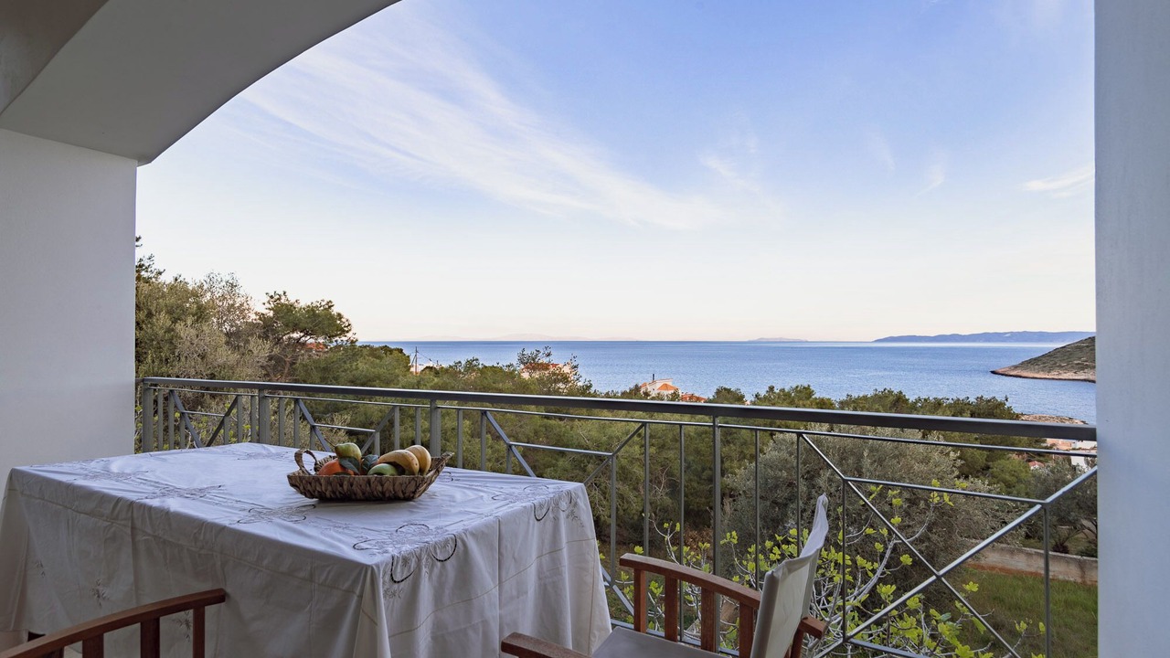 Photo of Outdoor in Kaki Thalassa