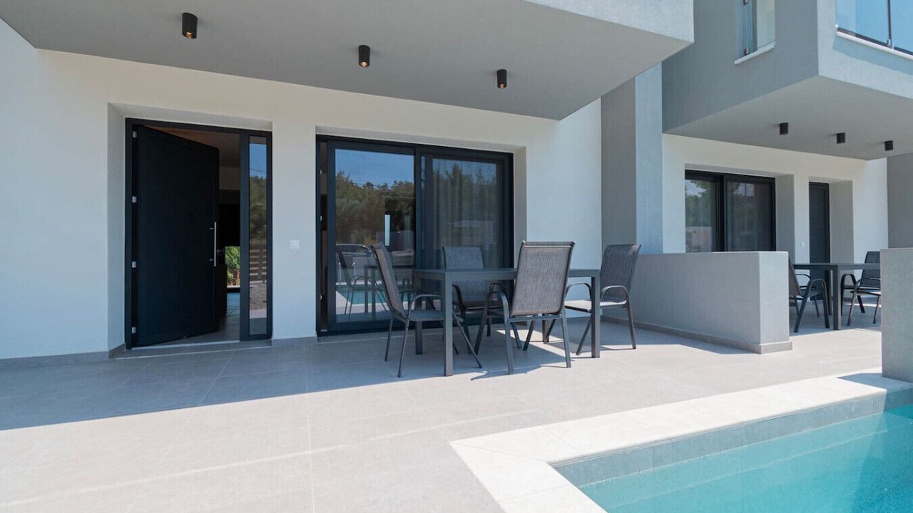 Photo of Patio Balcony in Polichrono