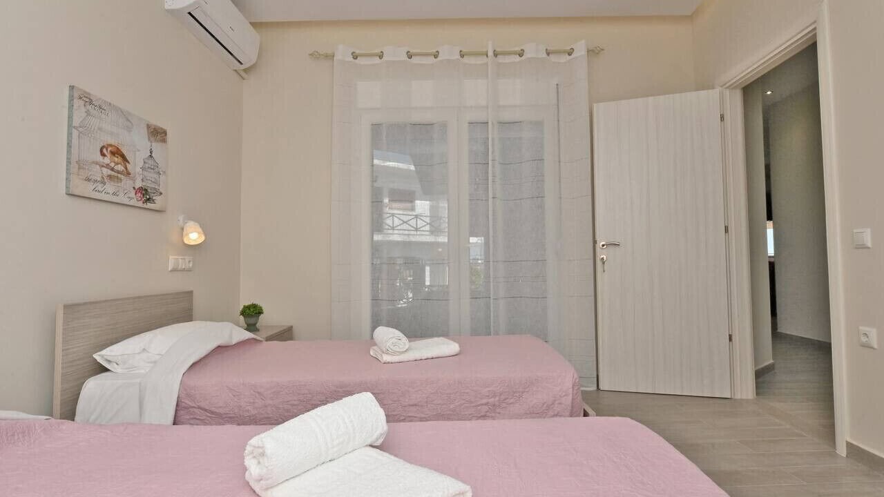 Photo of Bedroom in Nea Moudania