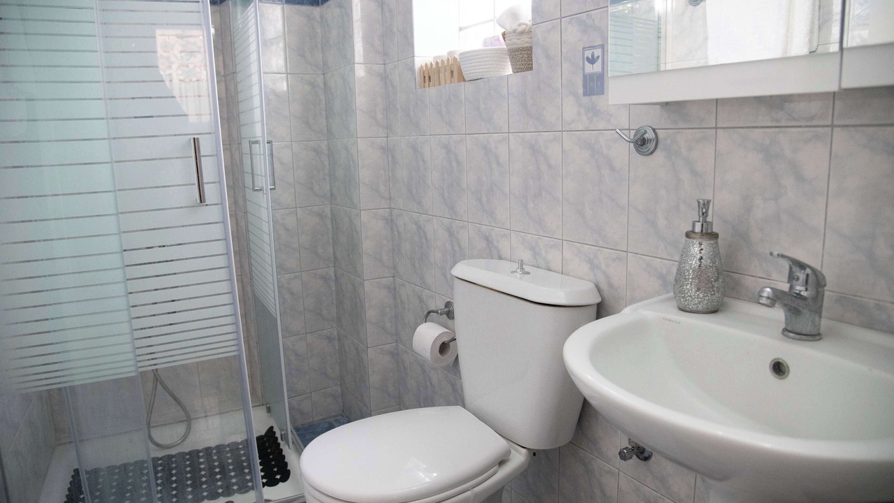 Photo of Bathroom in Skala Mistegnon