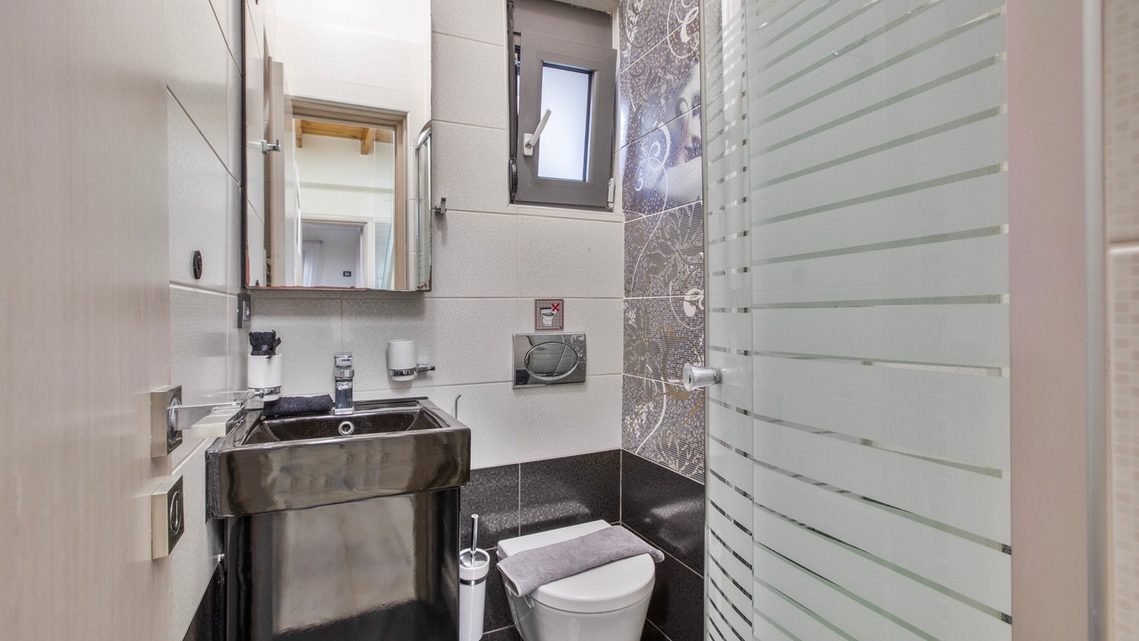 Photo of Bathroom in Filaki