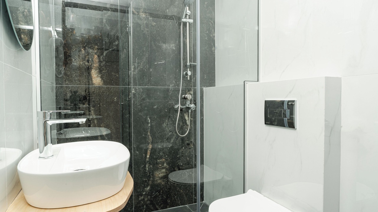 Photo of Bathroom in Vardaris