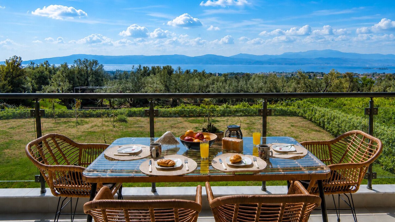 Photo of Outdoor in Eretria