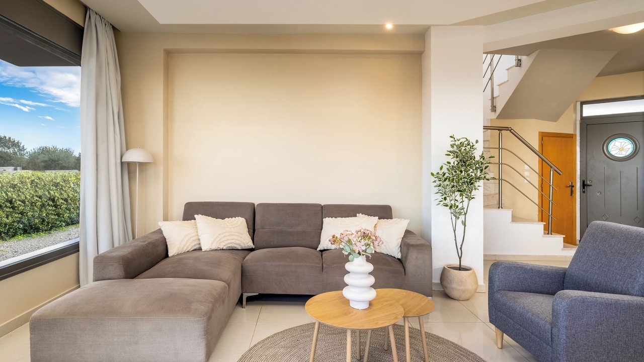 Photo of Livingroom in Lahania