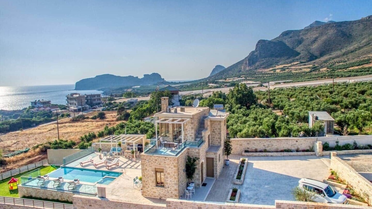 Photo of Outdoor in Limeniskos
