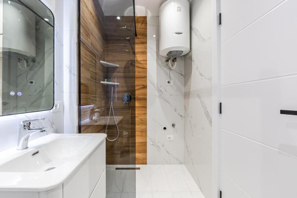Photo of Bathroom in Golem