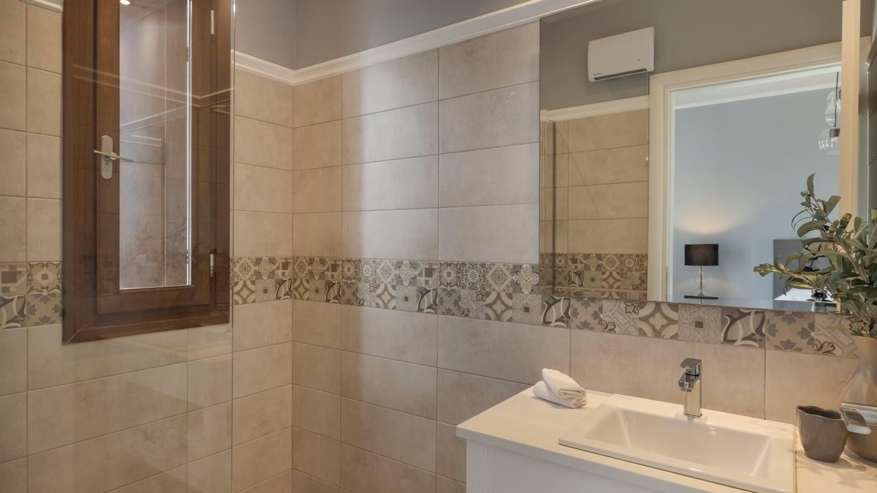 Photo of Bathroom in Vasilikiadhes