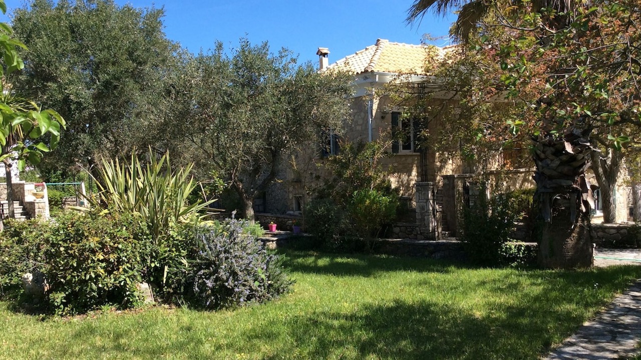 Photo of Outdoor in Asprogerakata