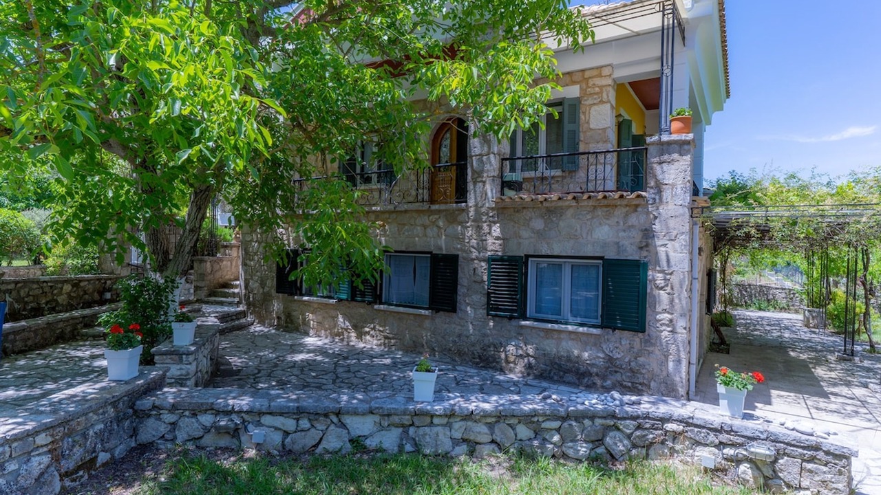 Photo of Outdoor in Asprogerakata