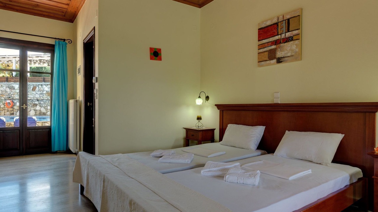 Photo of Bedroom in Douliana