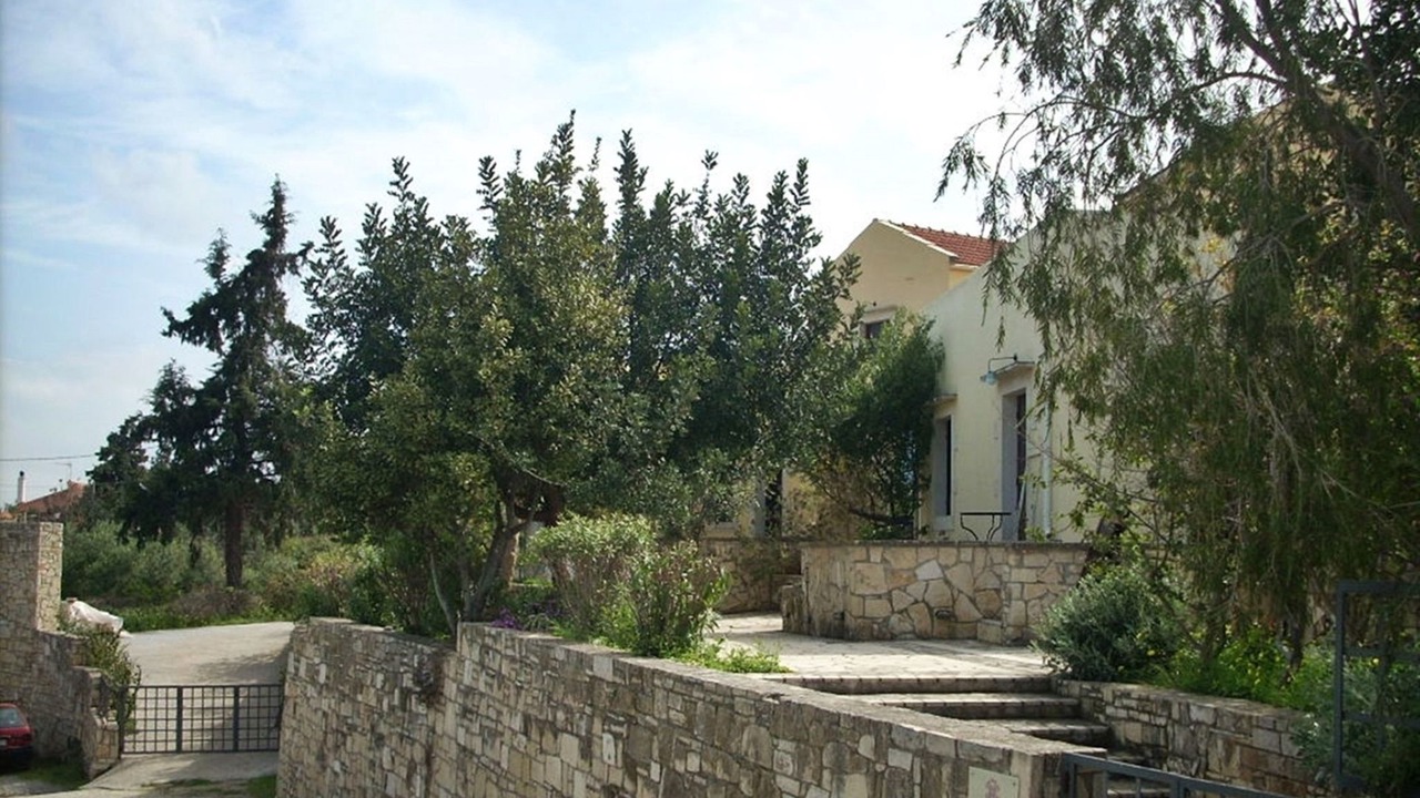 Photo of Others in Douliana