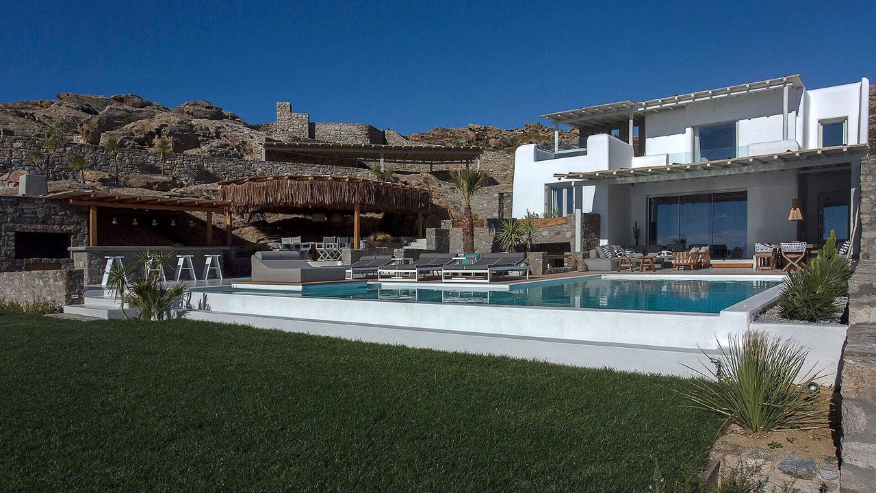 Photo of Outdoor in Elia