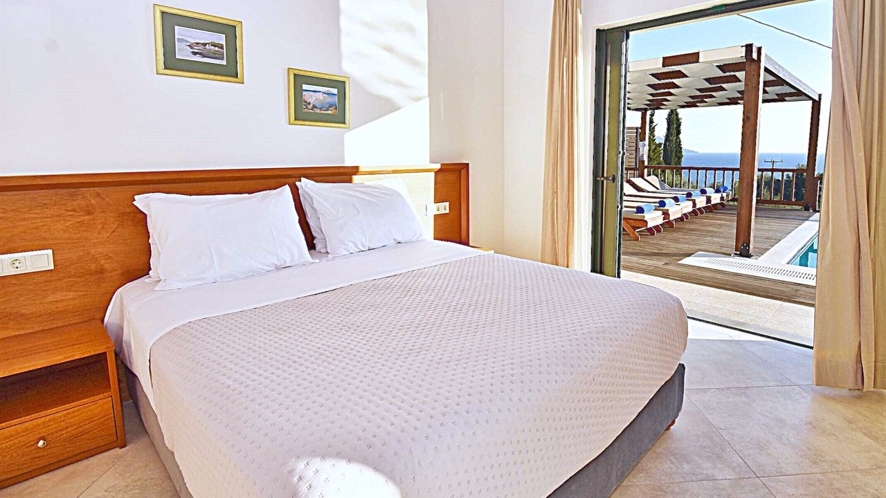 Photo of Bedroom in Glyfada