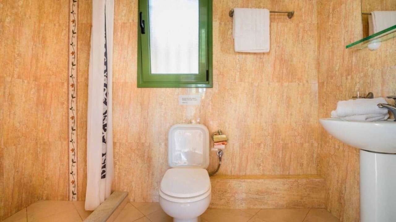 Photo of Bathroom in Kateleios