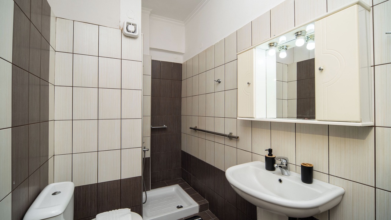 Photo of Bathroom in Halepa