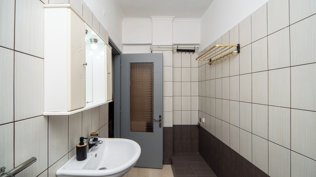 Photo of Bathroom in Halepa