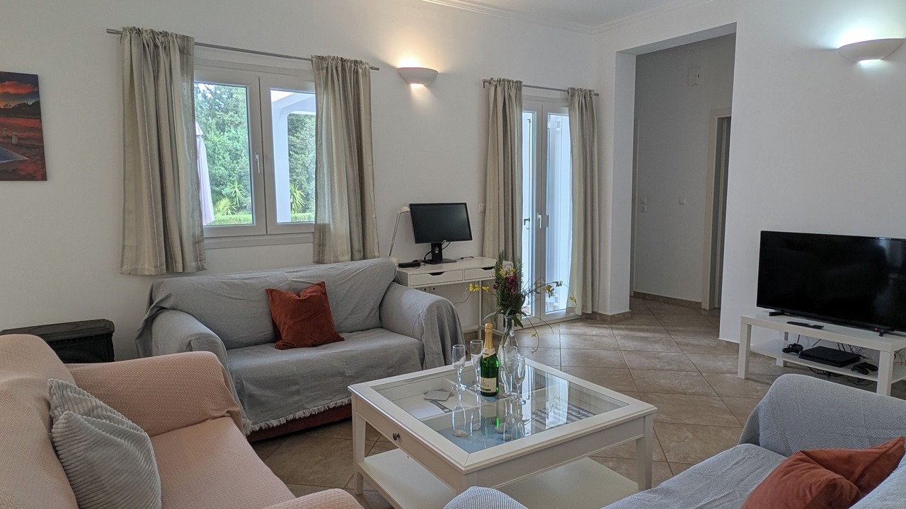 Photo of Livingroom in Poulata