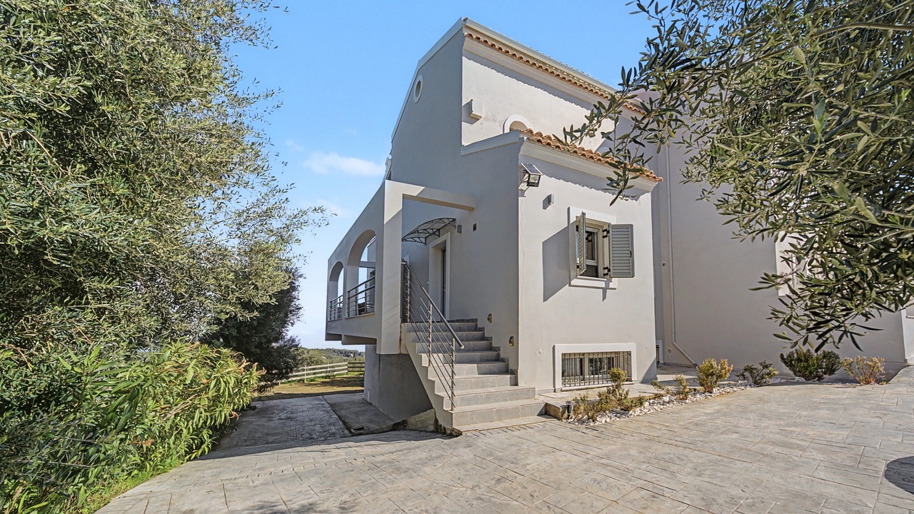 Photo of Outdoor in Karousades