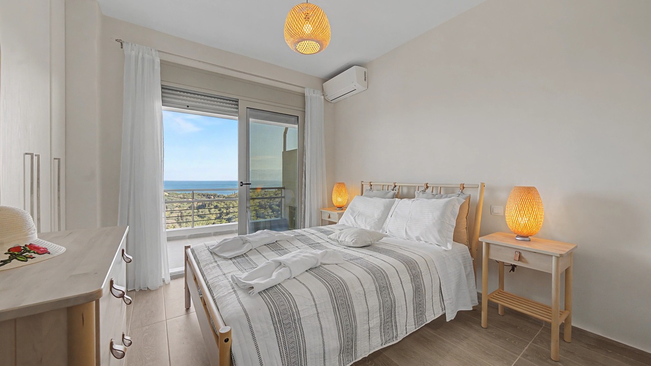 Photo of Bedroom in Karousades
