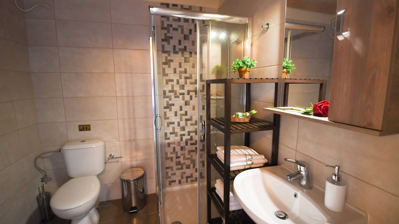 Photo of Bathroom in Agios Ioannis