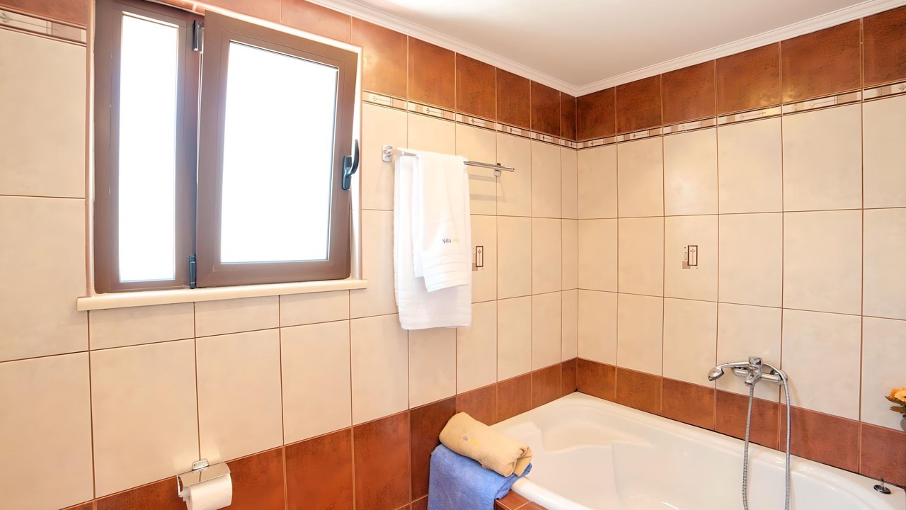 Photo of Bathroom in Georgioupolis