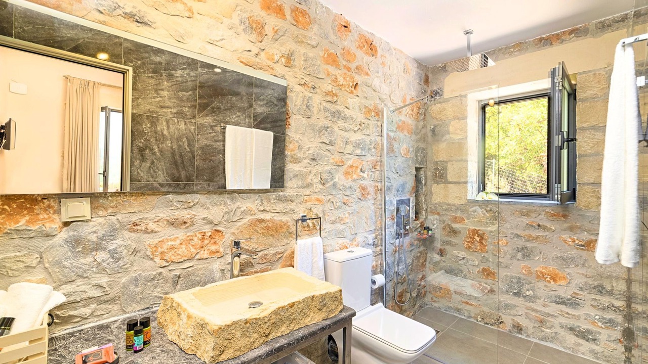 Photo of Bathroom in Apokoronas