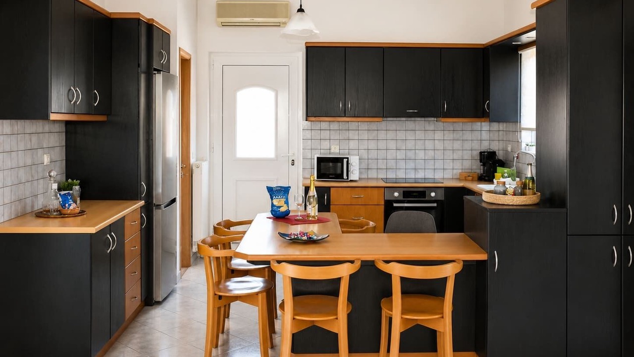Photo of Kitchen in Mourniai
