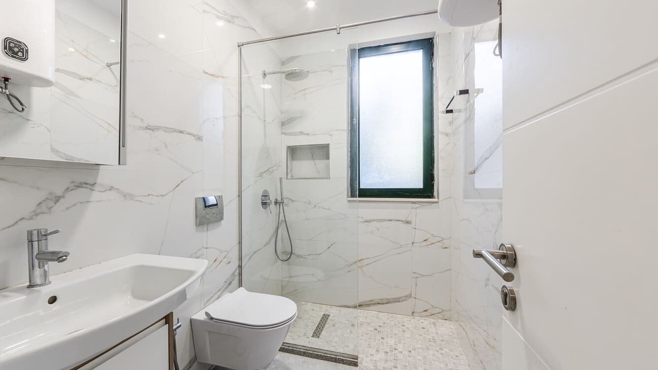 Photo of Bathroom in Golem