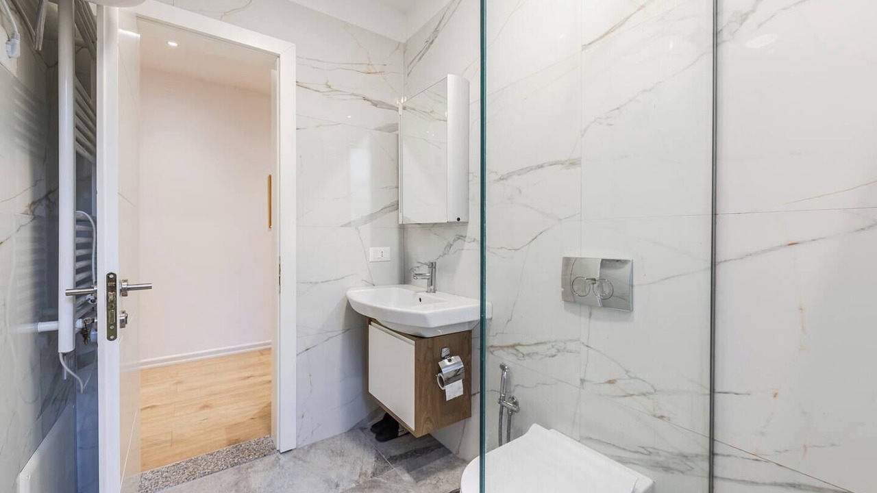 Photo of Bathroom in Golem