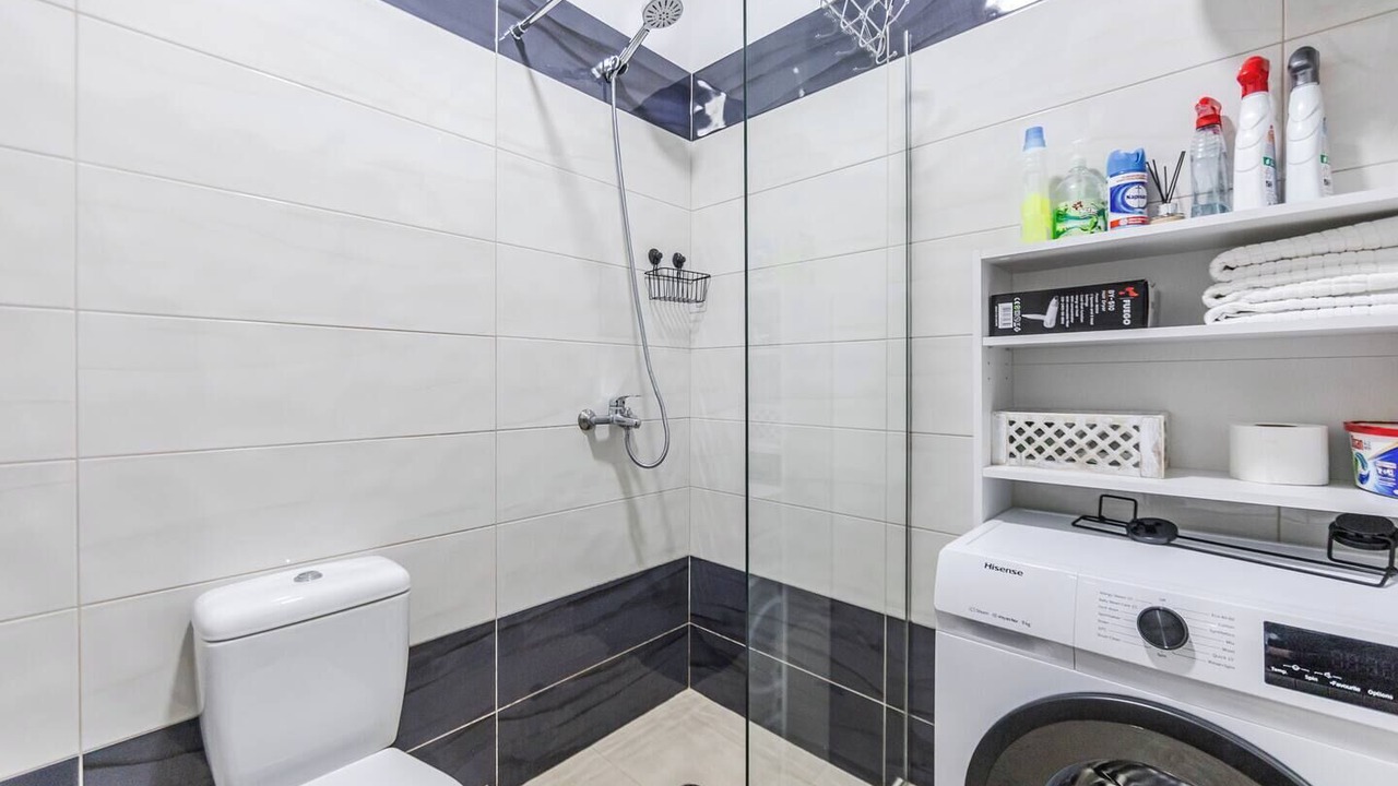 Photo of Bathroom in Ishem